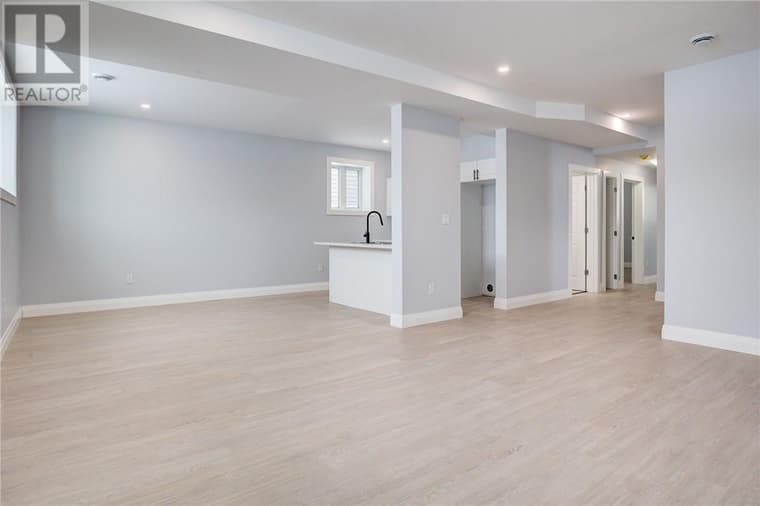 221 Racicot Drive — Upper unit