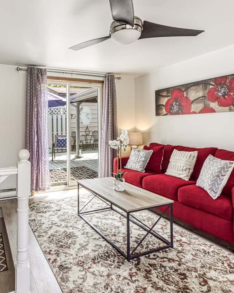 171 Second Ave — Upper unit